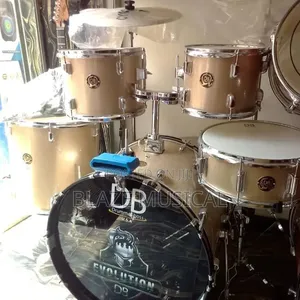 D-B Evolution Professional 5-Piece Acoustic Drum Set