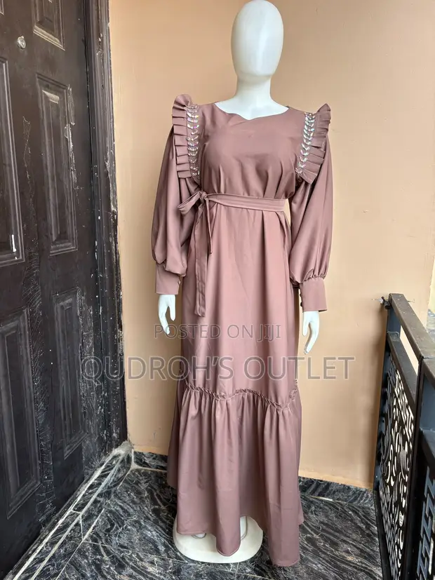 Women's Fashionable Abaya - 1