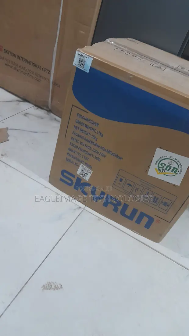 Skyrun BCD-50HW Compact Fridge | Ideal for Bedroom - 1