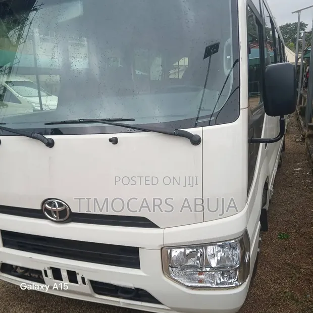 Sabon Toyota Coaster 2025 Fari - 1