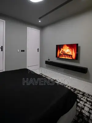 2-Bedroom Apartment with Pool & Gym - Shortlet