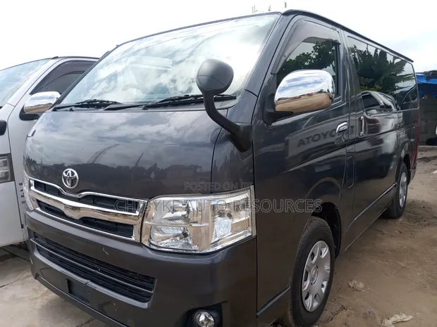 Toyota HiAce 2011 Grey - 1