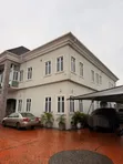 Babban Gidan 6-Bedroom a Wurin Tsaro na Ikeja GRA - 2