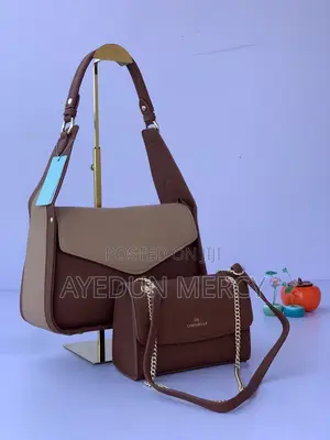 Chris Bella Edition Handbag tare da Aljihu da Fakitin Ɗauka