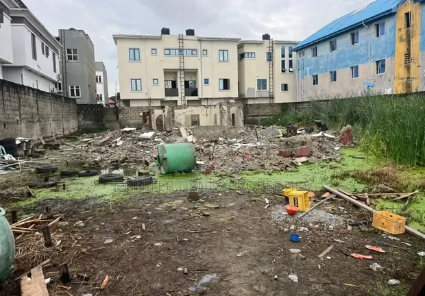 930sqm Bareland in Premium Lekki Location for Sale - 1