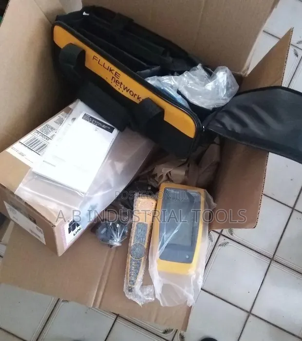 Fluke Networks LinkIQ Cable + Network Tester Kit - 1