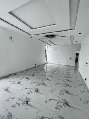 5-Bedroom Duplex don Sayarwa a Royal Gardens Estate, Ajah
