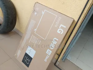LG 32" HD Smart TV - Siririn Fuska, Wi-Fi, HDR