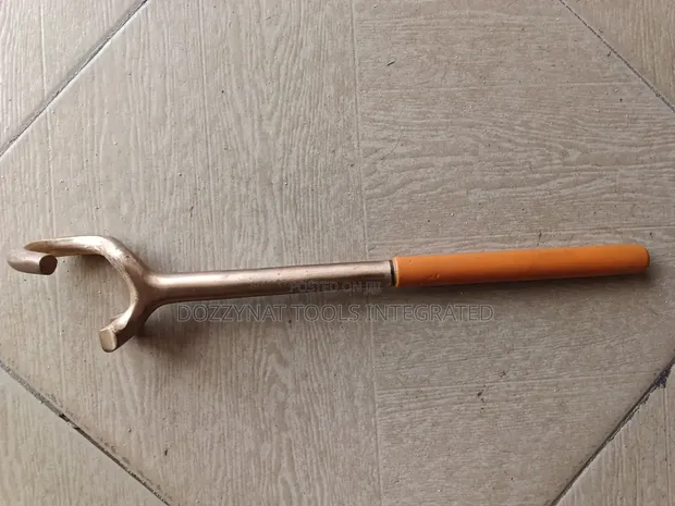 Beta Copper Spark Proof Valve Opener/Wrench 60x370mm - 1