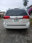 2005 Toyota Sienna XLE White - 5