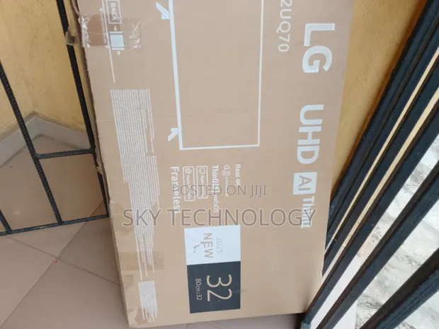 LG 32" Smart TV - Excellent Condition - 1