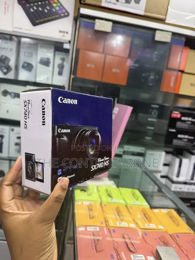 Canon PowerShot SX740 HS Camera - 1