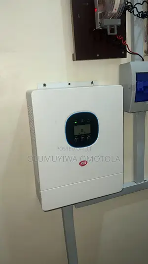 Itel 1.5kva Hybrid Inverter with 660W Solar Panels & 220AH Battery