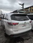 2015 Toyota Highlander XLE AWD SUV White - 1