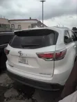 2015 Toyota Highlander XLE AWD SUV White - 2