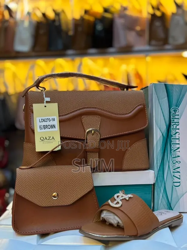 Bagco Quality and Luxury Shoulder Bag - 1