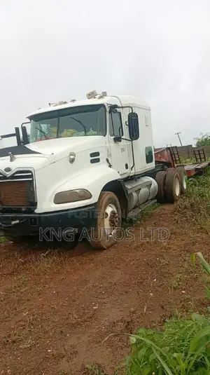 Mack Vision Lowbed 2004 Fari