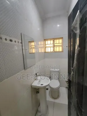 3 Bedroom Block of Flats don haya a Mabushi