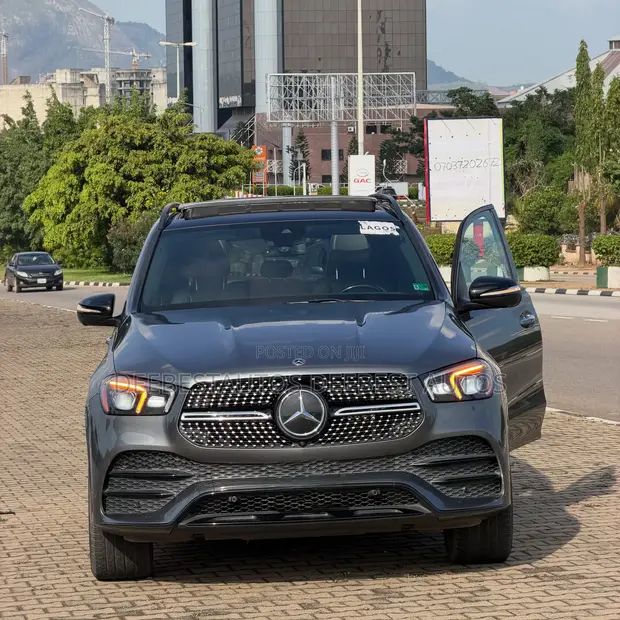 2021 Mercedes-Benz GLE 450 4MATIC SUV - Gray - 1