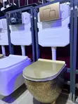 Stylist Gold Wall-Hung WC Mai Boye - 2
