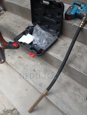 Brand New Cordless Concrete Vibrator Machine