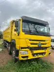 Howo 12-Tire Dump Truck - 2