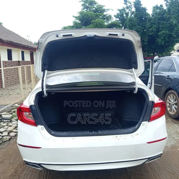 Honda Accord 2020 White - 1