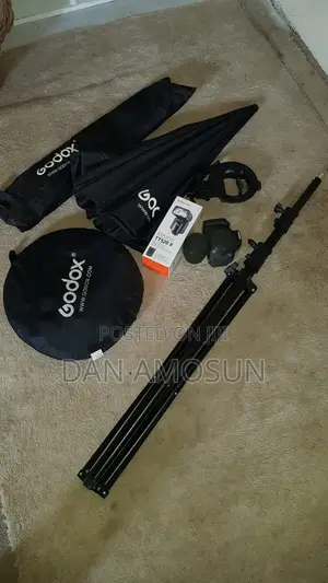 Canon 600D DSLR Kit da Kayayyaki