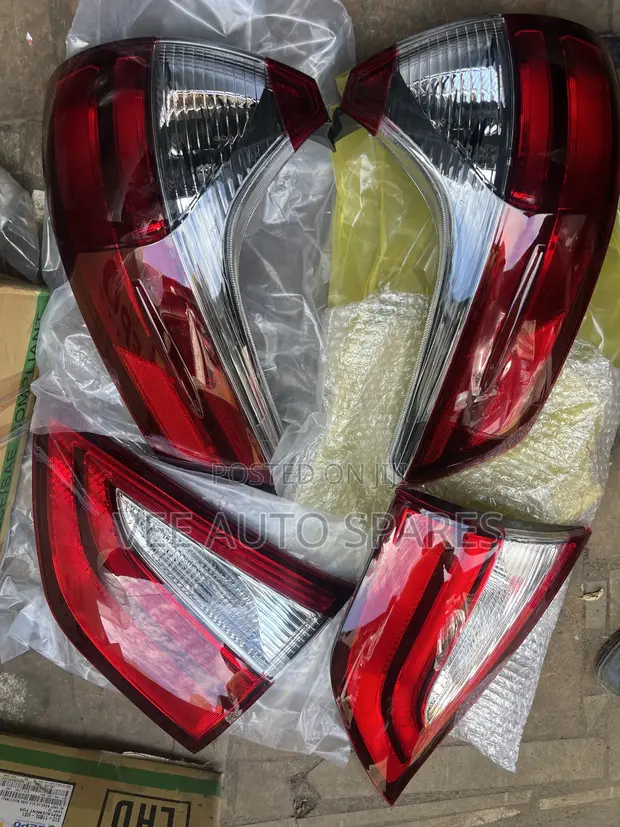 Complete Rearlight for Toyota Sienna 2018 - 1