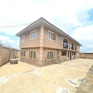 2 Bedroom Block of Flats don haya a Moniya, Ibadan