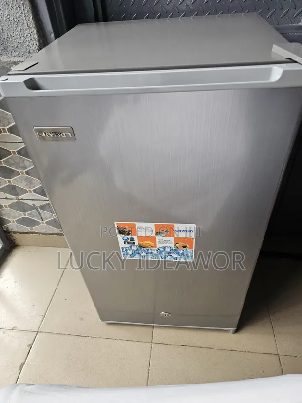 Skyrun Refrigerator 93L - Used - 1