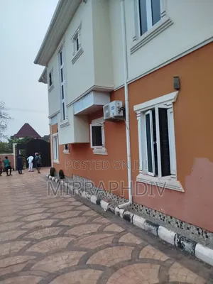 6 Bedroom Duplex with BQ for Sale in Enugu