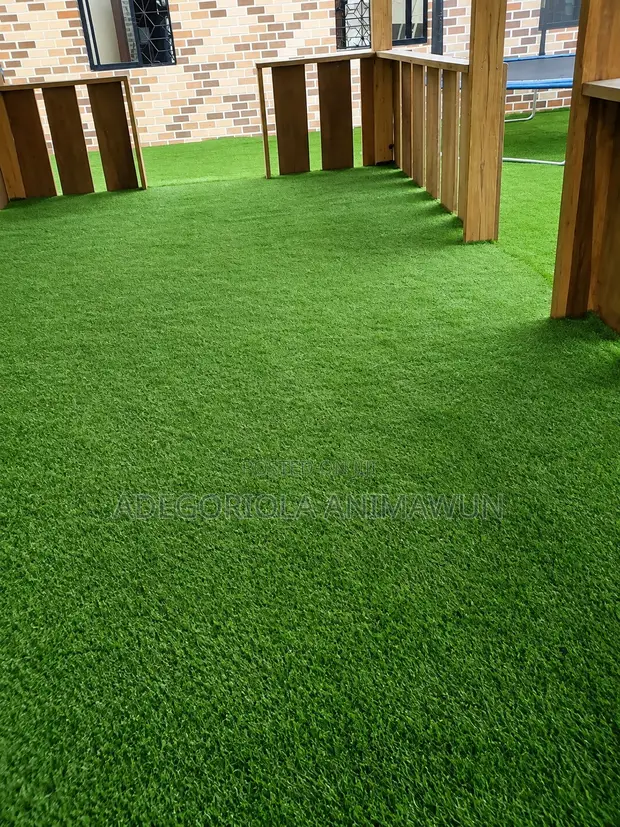 Ciyawa ta Wucin Gadi Mai Inganci | Lawn na Artificial | Turf - 1