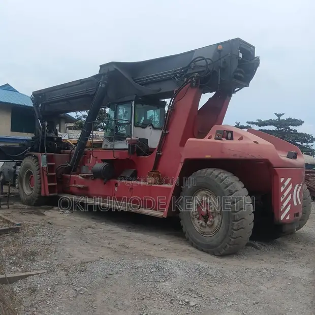 Kalmar Reach Stacker for Hire - 1