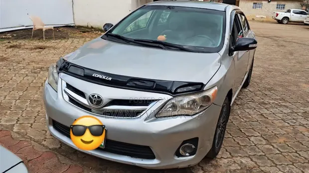 2011 Toyota Corolla LE Sedan - Silver - 1