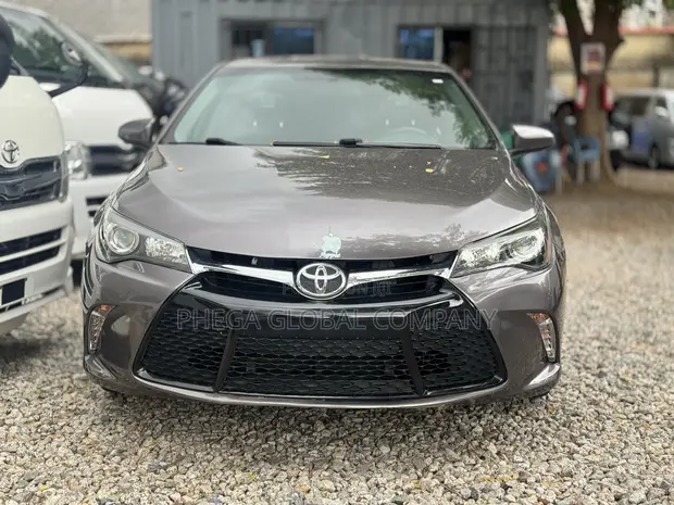 2016 Toyota Camry XSE Sedan - Direct Belgium - 1