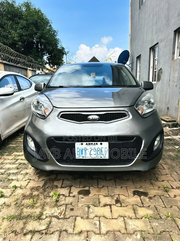 Kia Picanto 2014 Gray - 1