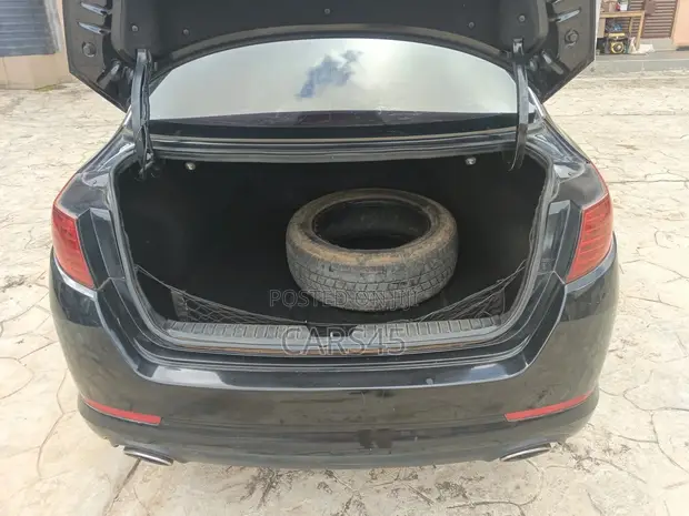 Kia Optima 2011 Black - 1