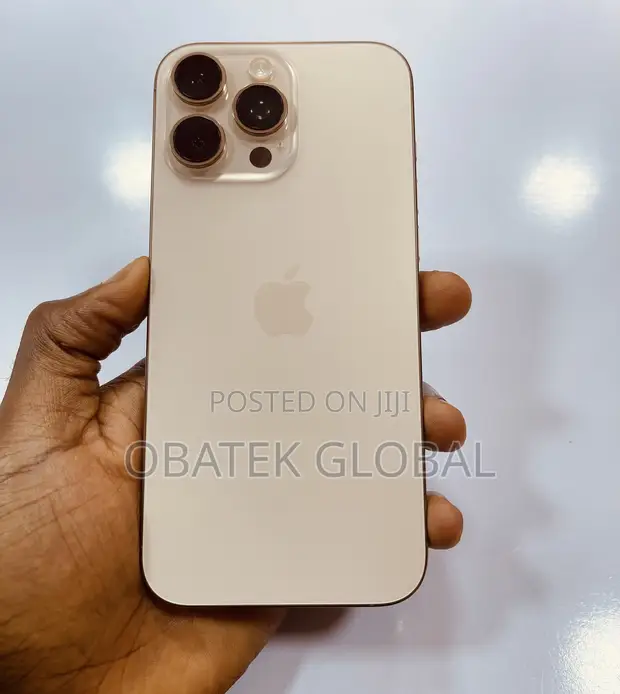 Apple iPhone 16 Pro Max 256GB Gold - 1