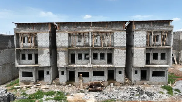 4-Bedroom Townhouse/Terrace in Modern Craft, Gudu for Sale - 1