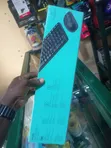 Logitech MK220 Wireless Keyboard da Mouse Combo - 3