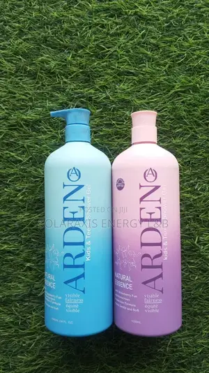 Elizabeth Arden Jarumin Yara da Matasa Ruwan Wanka