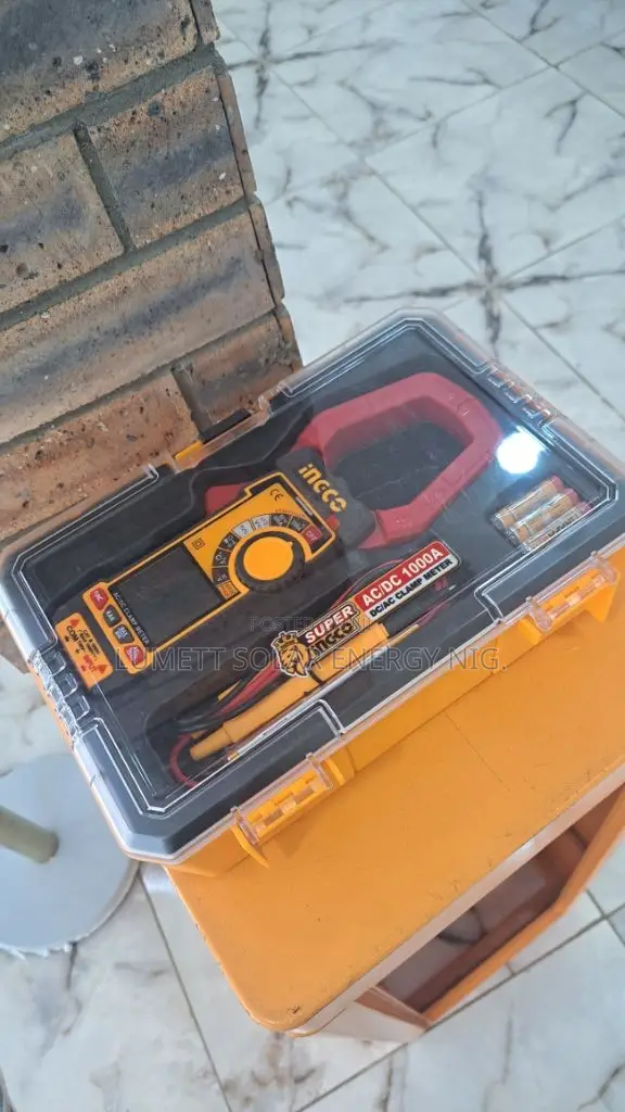 INGCO Professional AC/DC Digital Clamp Multimeter 1000A - 1