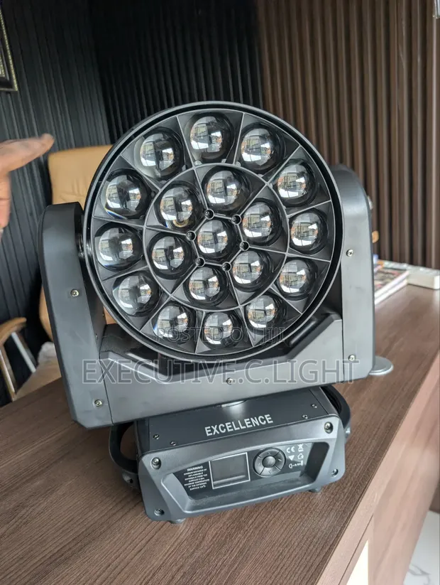 EXCELLENCE 19x40W RGBW LED Bee-Eye Moving Head Zoom Light - 1