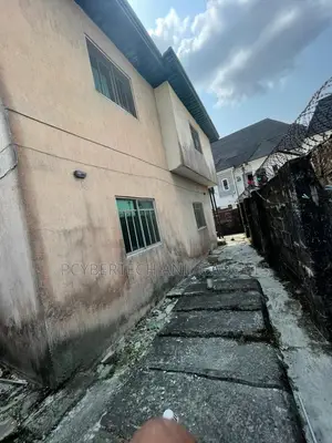 Furnished 2-Bedroom Duplex in Four Flat, Warri for Sale