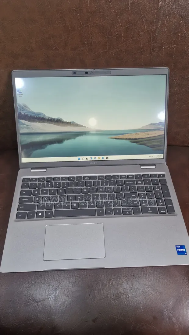 Dell Latitude 5520 Laptop - 16GB RAM, 512GB SSD, Core i7 - 1