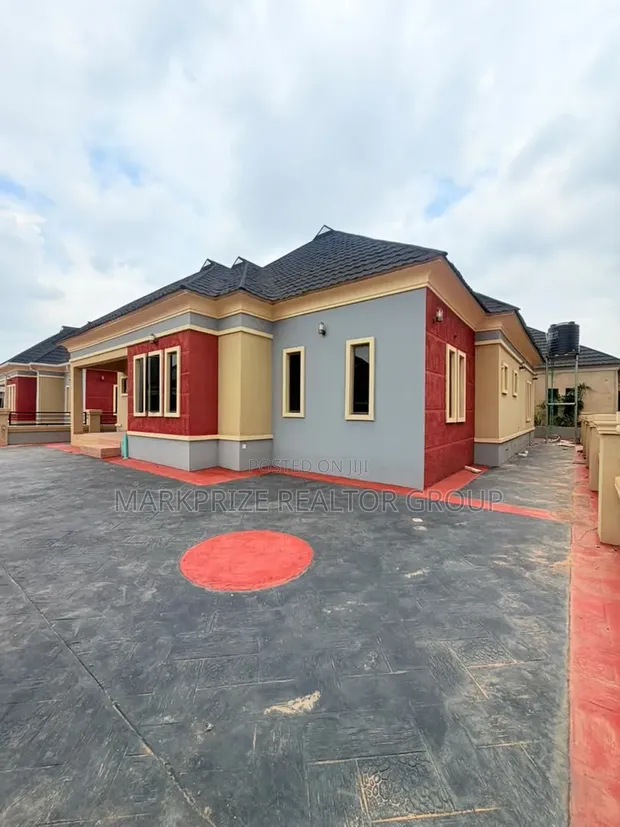 3 Bedroom Fully Detached Bungalow with BQ in Mowe Town - 1