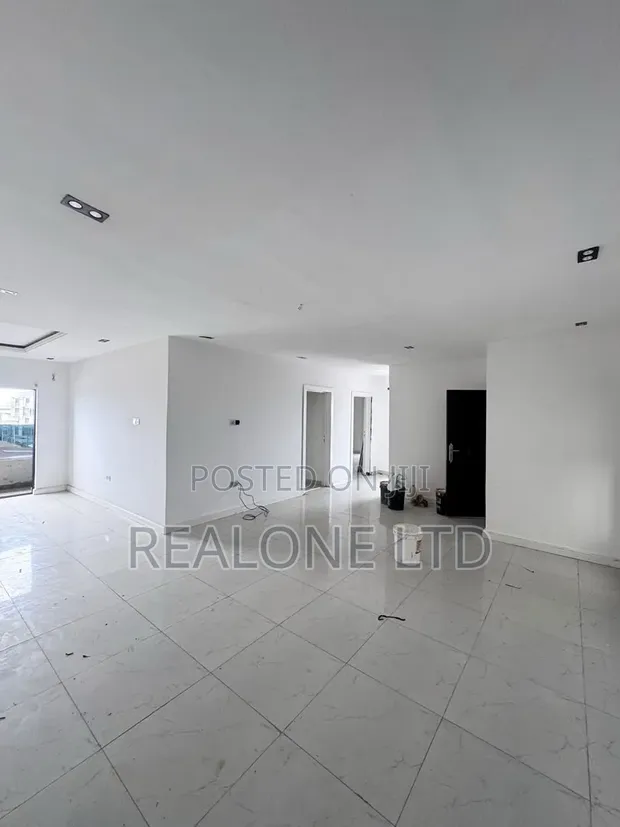 2 Bedroom Apartment for Rent in Ikate, Lekki - 1