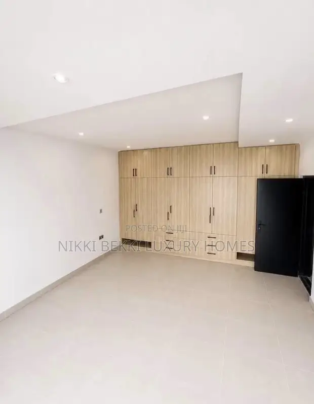 3-Bedroom Duplex da BQ a Landgate Homes, Ajah - 1
