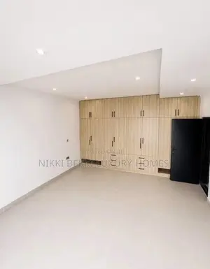 3-Bedroom Duplex da BQ a Landgate Homes, Ajah